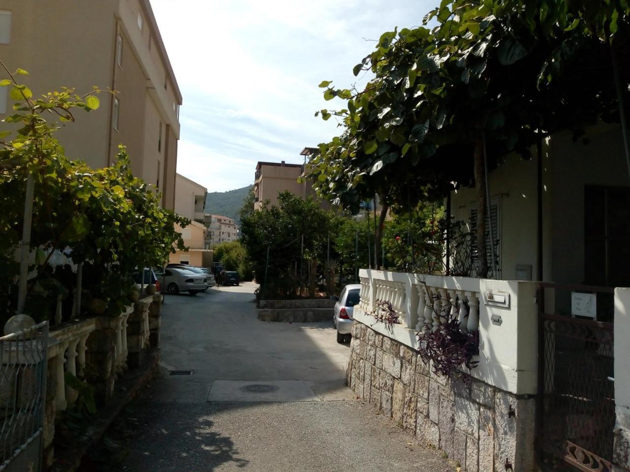 Lora * Budva